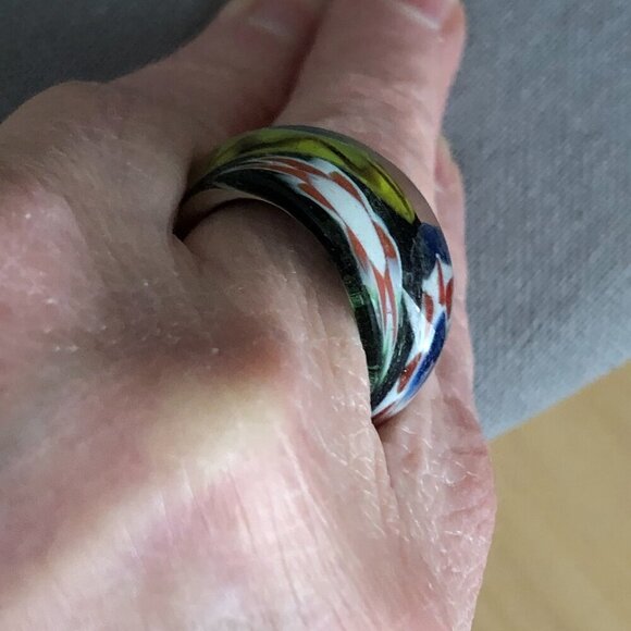 Vintage Estate 70s Lucite Abstract Millefiori Dome Chunky Fairy Boho Disco Ring - Picture 5 of 5